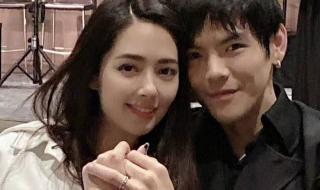 向佐理发时表白郭碧婷