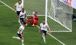 英格兰4-0狂胜乌克兰